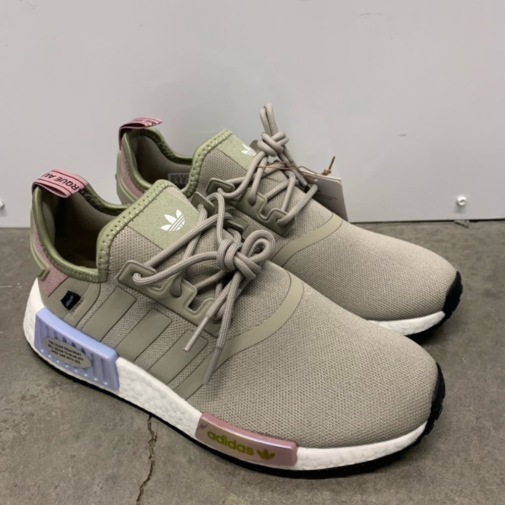 NMD R1 Sage Violet Tone - Picture 7 of 9